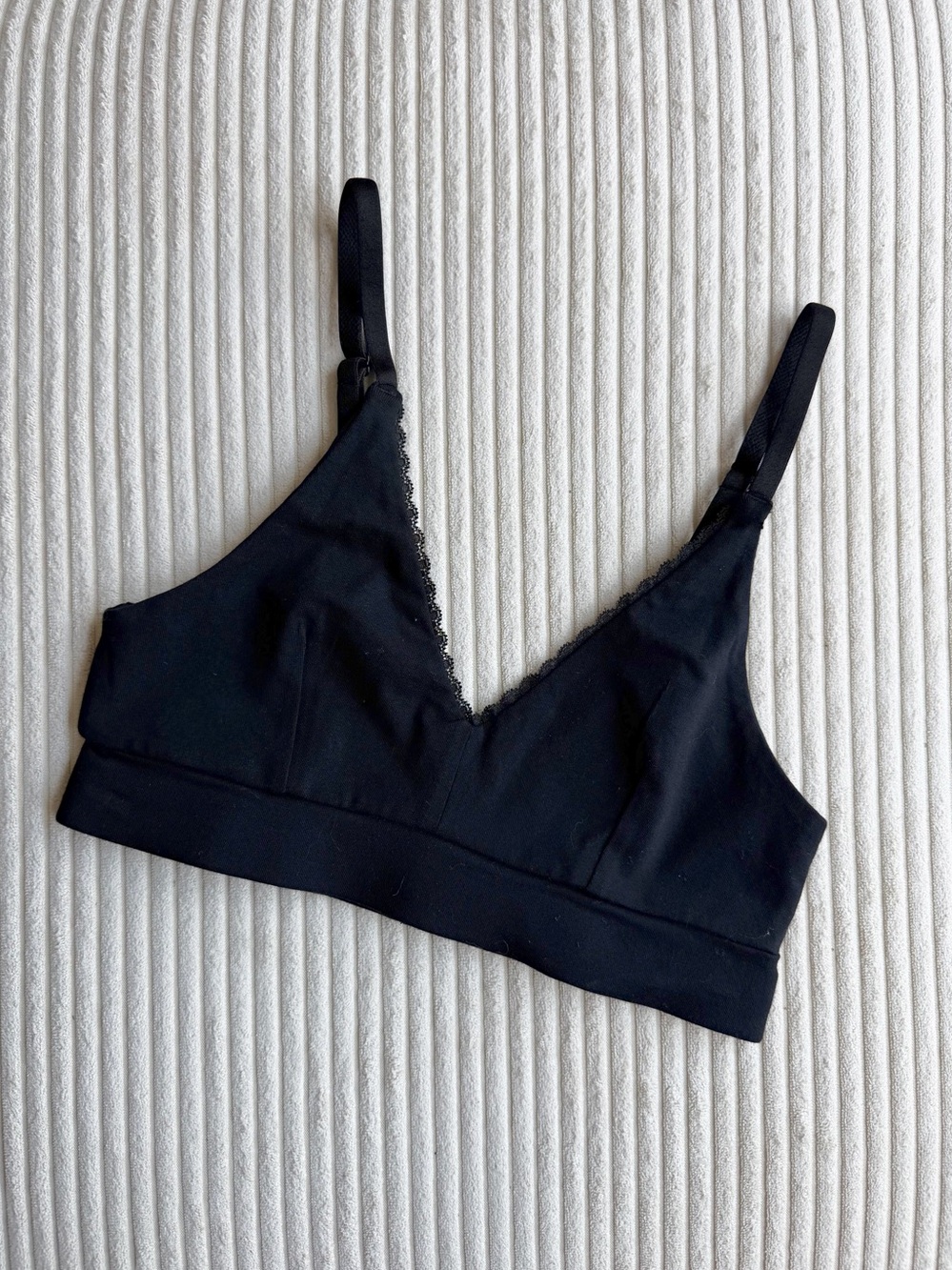 •PACT• Organic Cotton Pretty Plunge Bralette Black Size Small